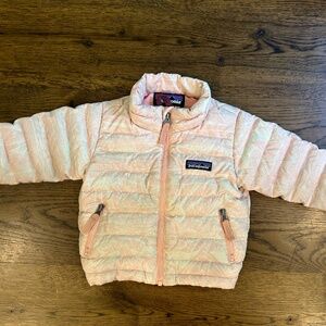 Patagonia down puffer jacket, size 3-6 Months
